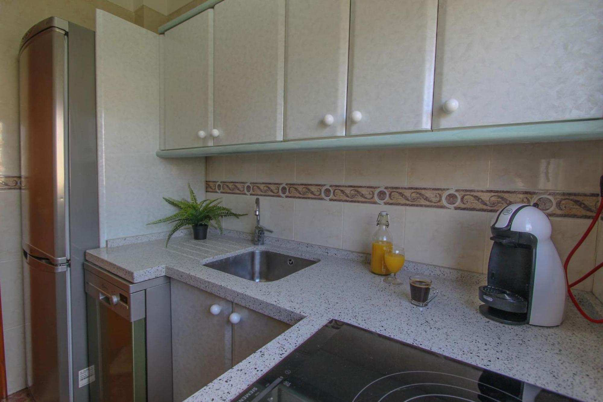 Apartamento Valencia At Home Торрокс-Коста Экстерьер фото